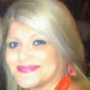 Meet your Posher, Lina